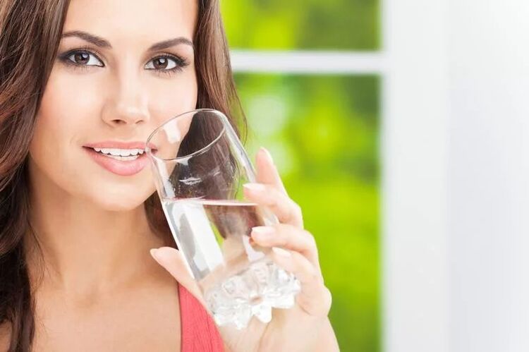 водна диета за отслабване